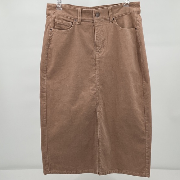 Shyanne Dresses & Skirts - NWT Shyanne Tan Corduroy Skirt Size 29 waist Mid Length Boot Barn